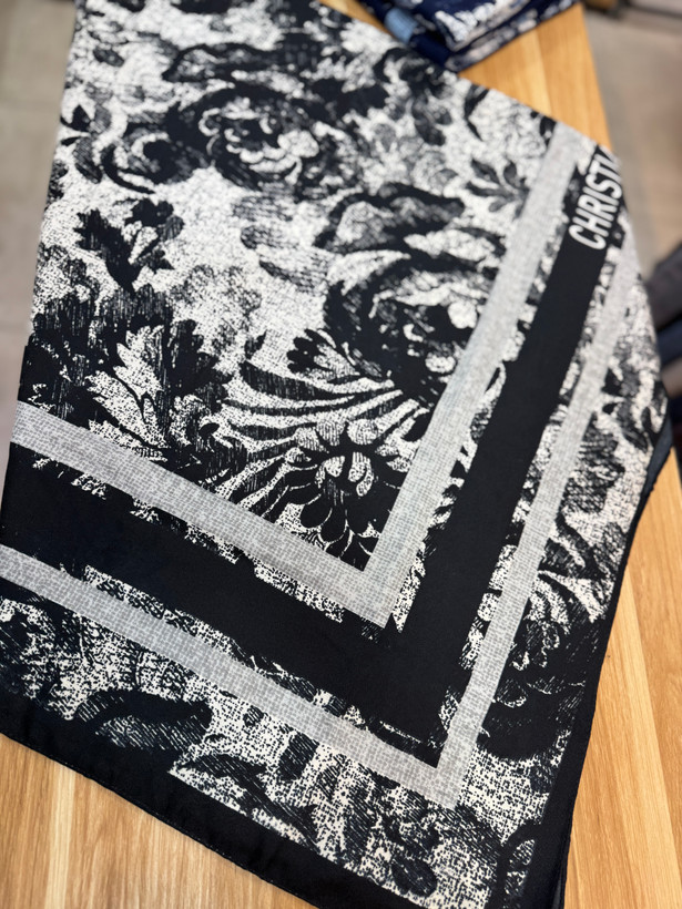 کالکشن عیدانه شال و روسری