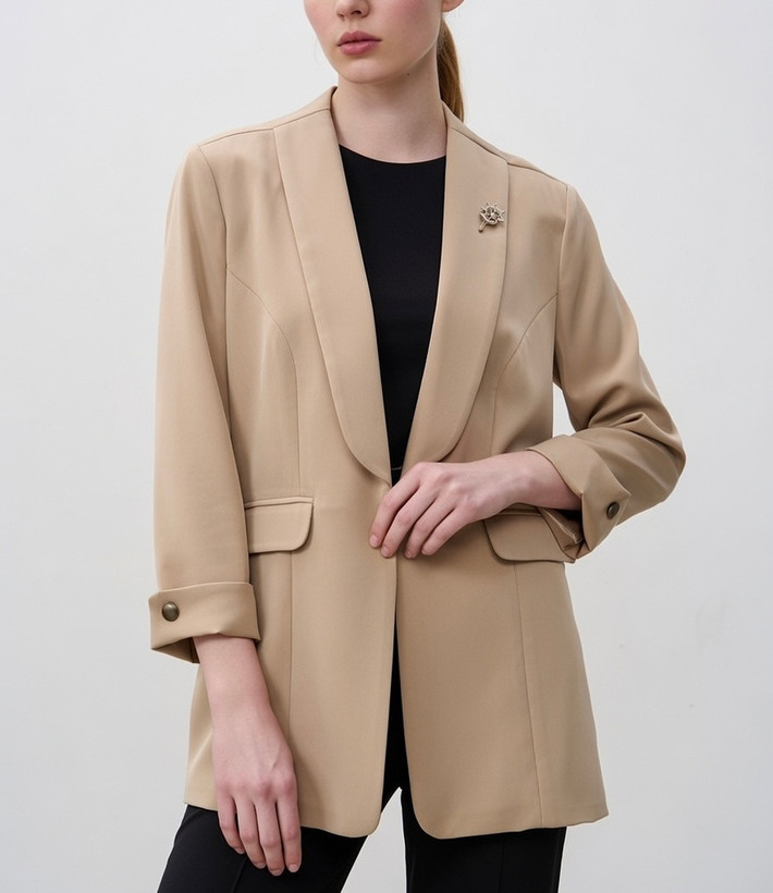 ایستایی و برش عصایی پشت کت تک زنانه مدل دو جیب